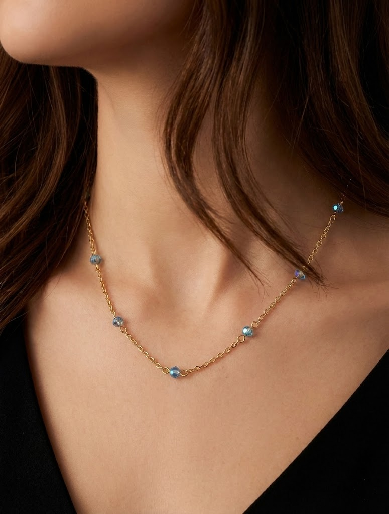 KTOfficial: 18 Karats Chrome Glass Crystals Chain Choker