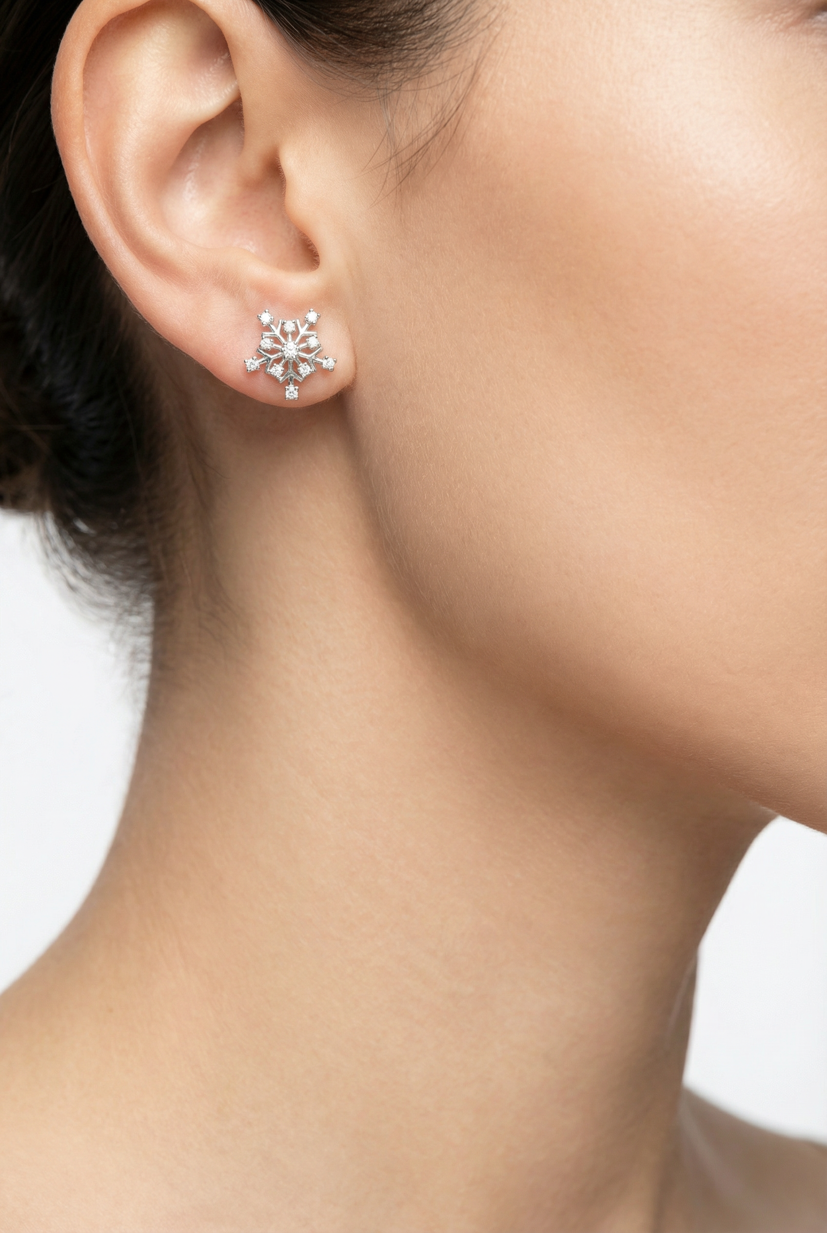 KTOfficial: 925 Sterling Silver Zircon Snowflake Stud Earrings | KTOfficial | EU-Sourced Quality