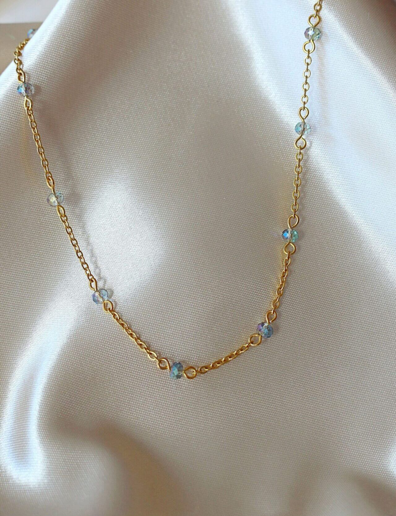KTOfficial: 18 Karats Chrome Glass Crystals Chain Choker