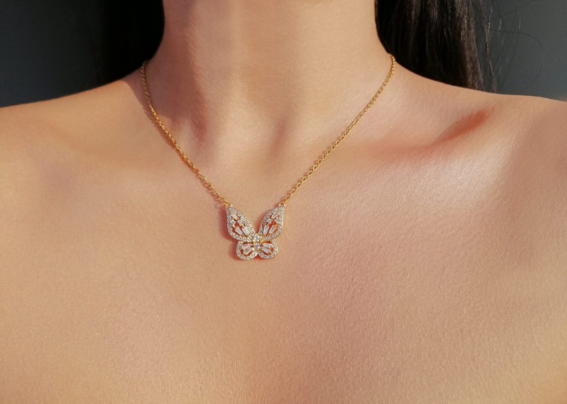 KTOfficial: 24K Butterfly Pendant Necklace
